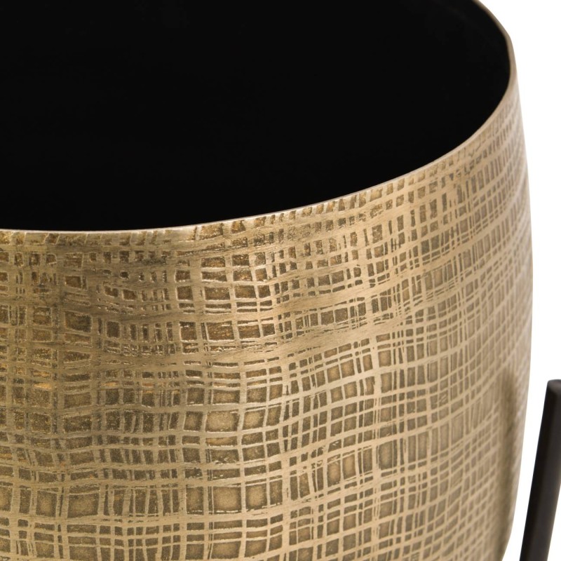 Decorative metal plant pots for elegant interiors