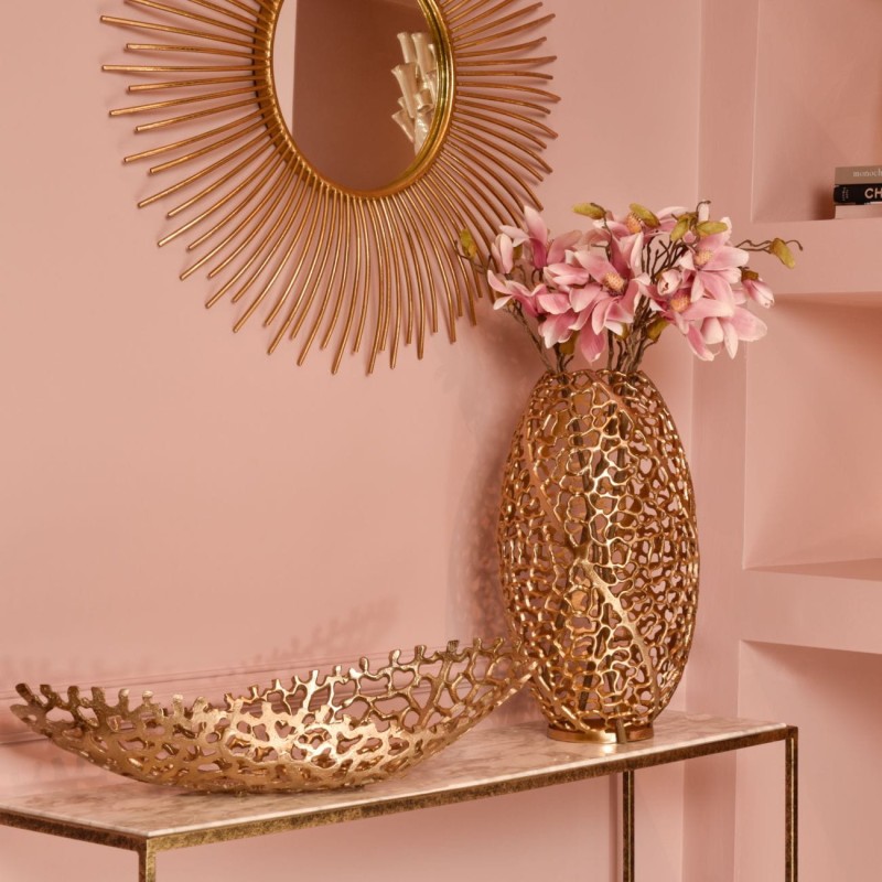 Gold vase with organic openwork pattern
