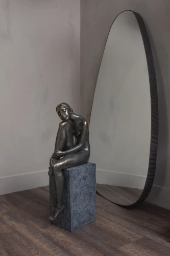 Portland Thinking Woman Sculpture 75 cm – Antique Bronze and Grey Finish