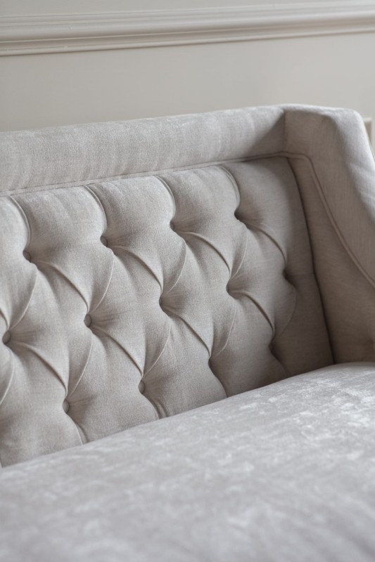 Cheval Ivory 3-Seater Sofa 200 cm – Fabric Upholstery with Decorative Buttons and Stitching