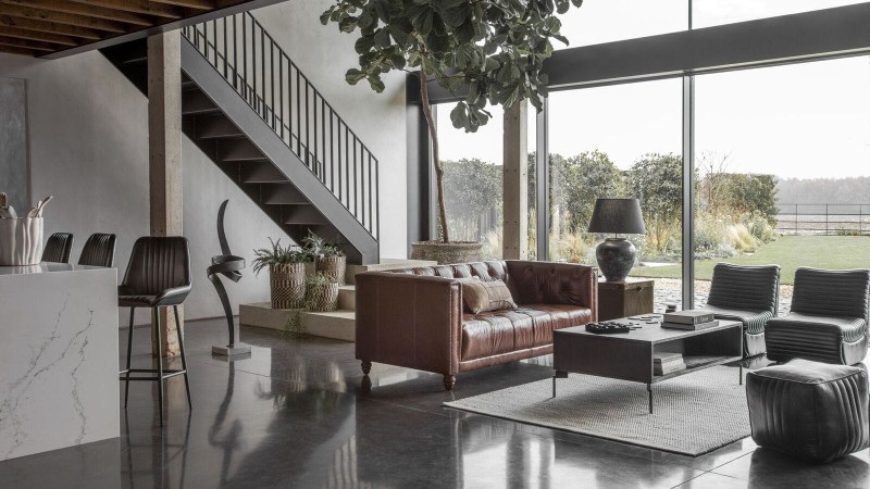 Contemporary Aluminum Floor Sculpture - Eccleston 128 cm in Black