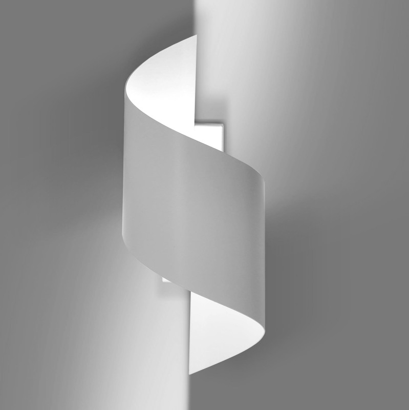 Bremner White Wall Light 30 cm white metal modern wall lamp