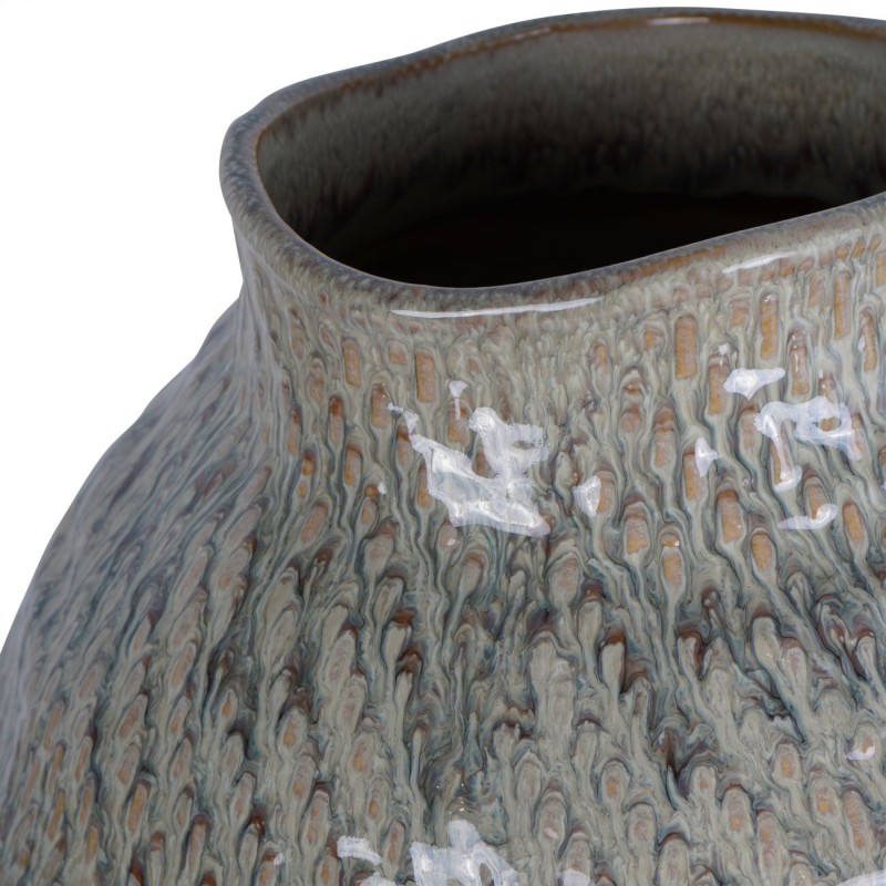 Woven L vase with a rounded organic silhouette