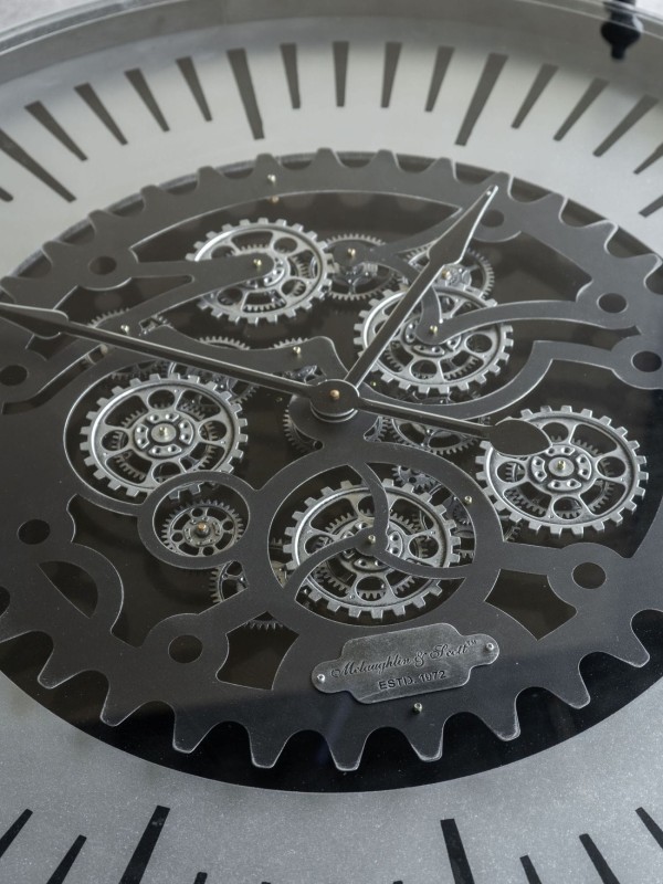 Okrągły stolik kawowy Clock Black 100 cm metalowy szklany blat zegar z mechanizmem