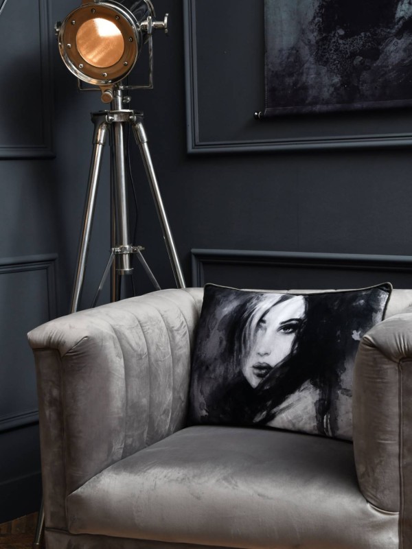 Designerska Lampa podłogowa Charles Nickel 170 cm na trójnogu aluminium stal srebro