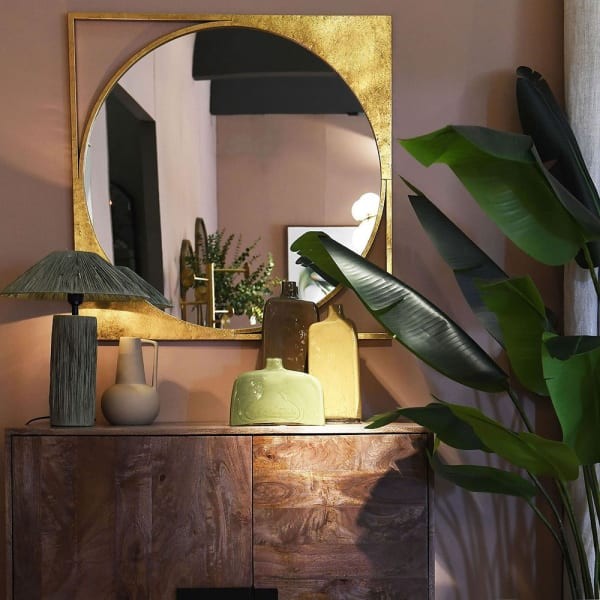 Gold wall mirror with geometric iron frame 81 cm