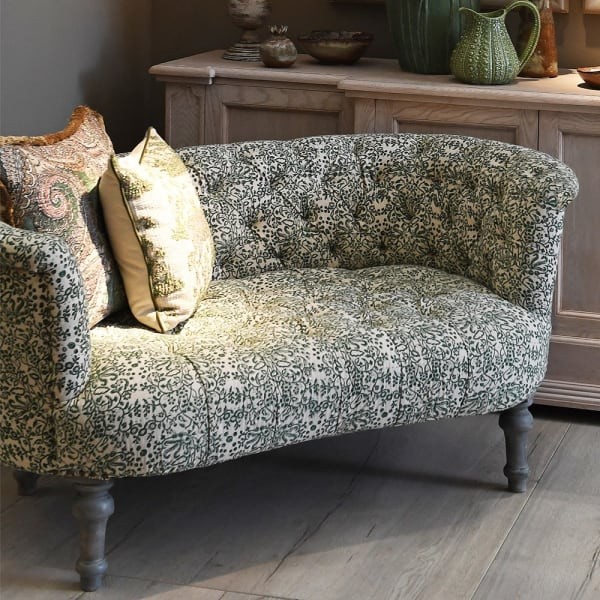 Mango Paisley Oriental Two-Seater Sofa 154 cm – White & Green
