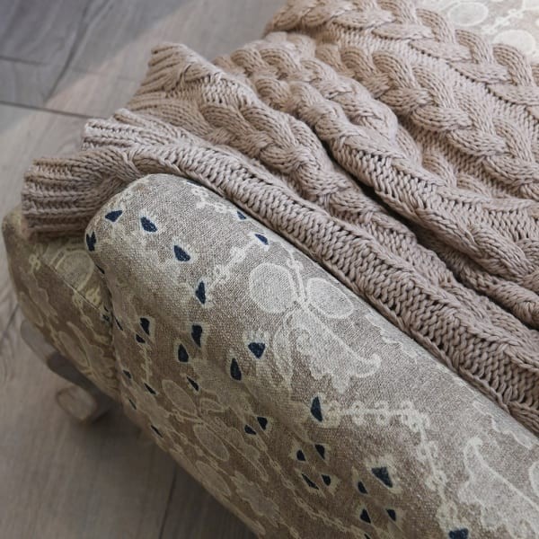 Patterned Two-Seater Light Cotton Sofa 153 cm – Cream