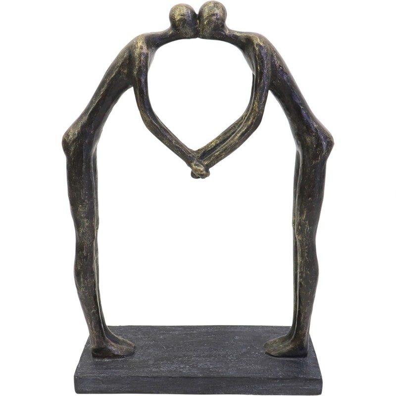 Romantic couple sculpture forming a heart shape
