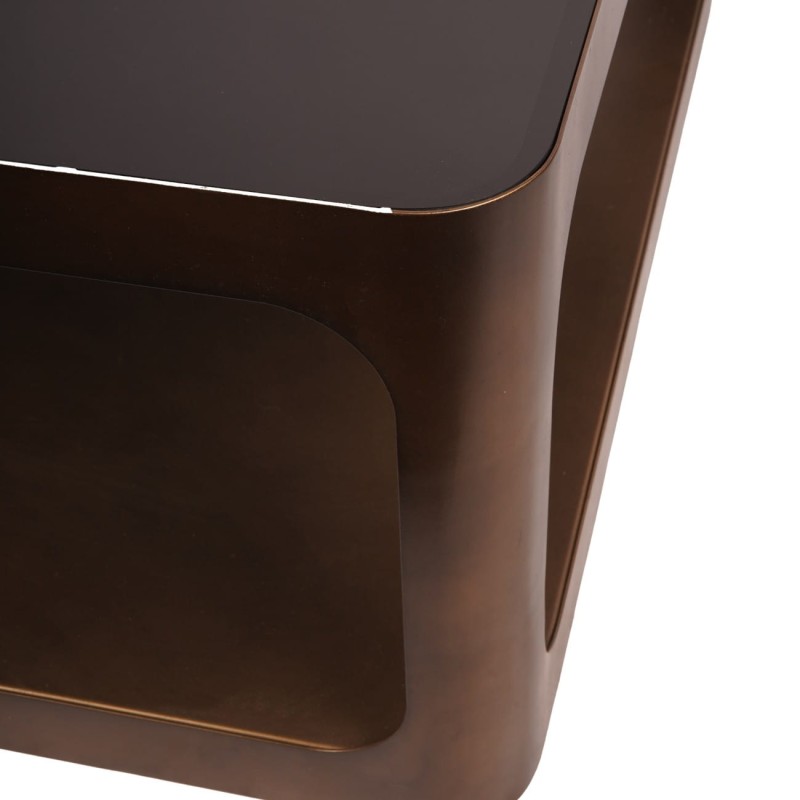 Metal coffee table with softly rounded corners