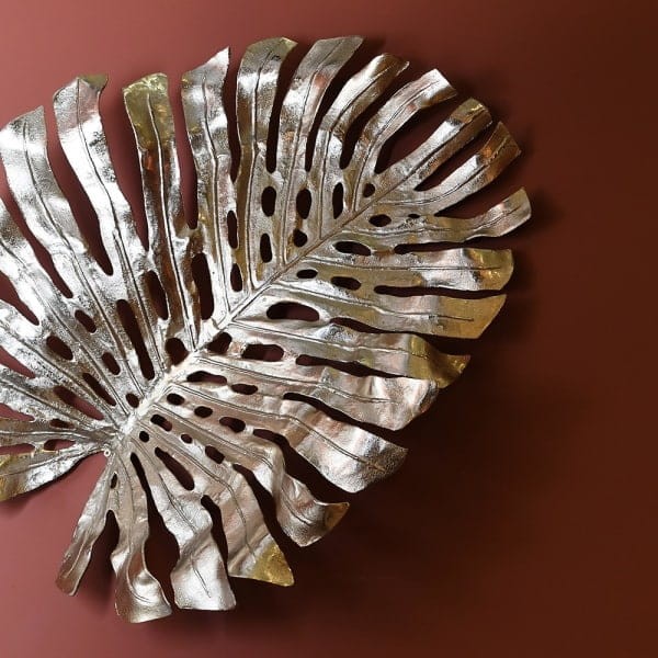 Openwork gold monstera leaf wall decoration