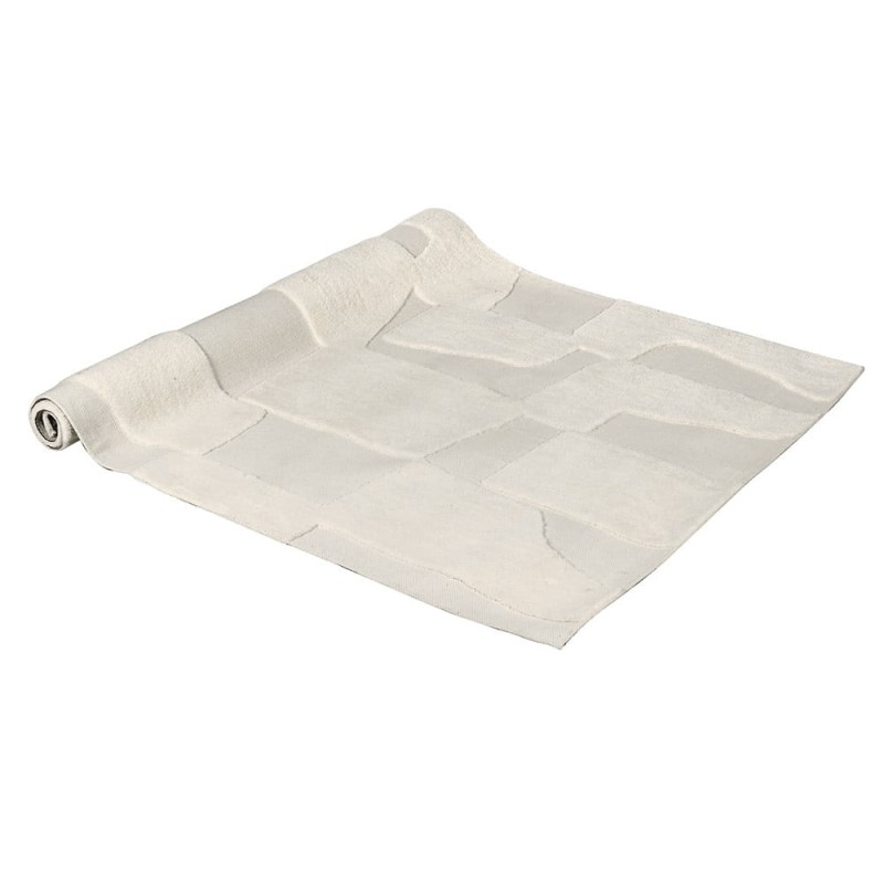 Lyall Ecru wool rug measuring 166 x 236 cm