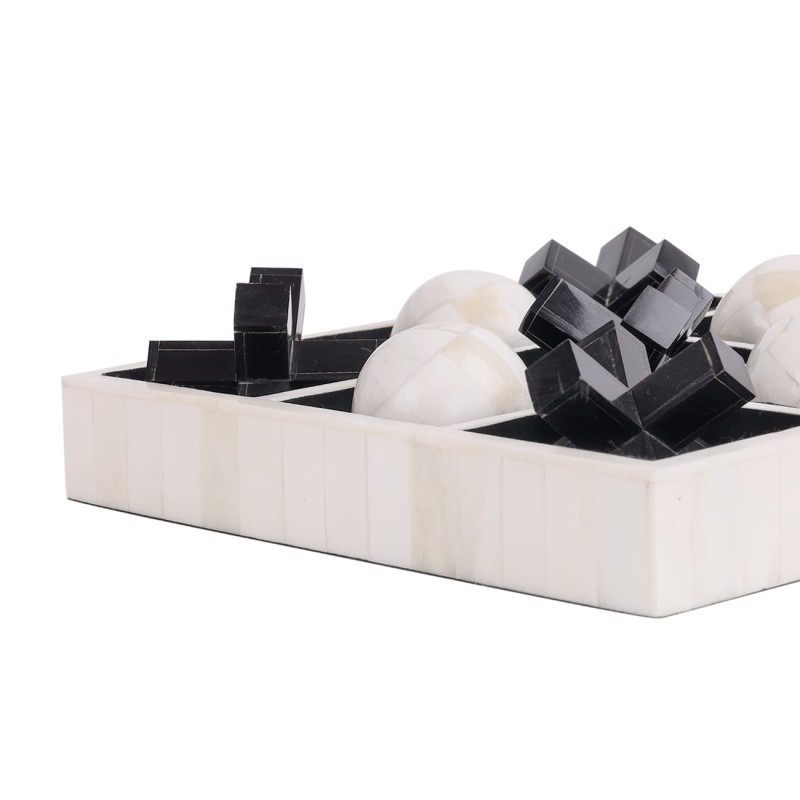 Black crosses and ivory pieces on Muswell II game