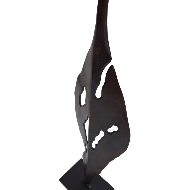 Twist sculpture with an organic asymmetrical form