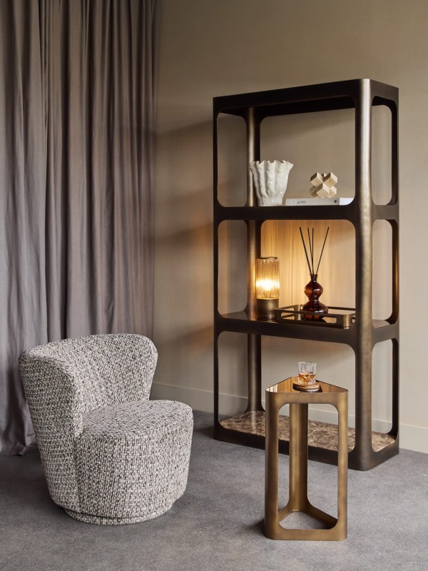 Kensington Marble shelving unit, 200 cm, with gold metal frame and glass and marble shelves