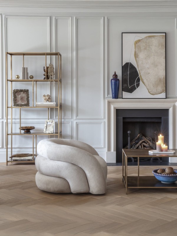 Belgrave Cream Armchair – Cosy Designer Armchair for the Living Room