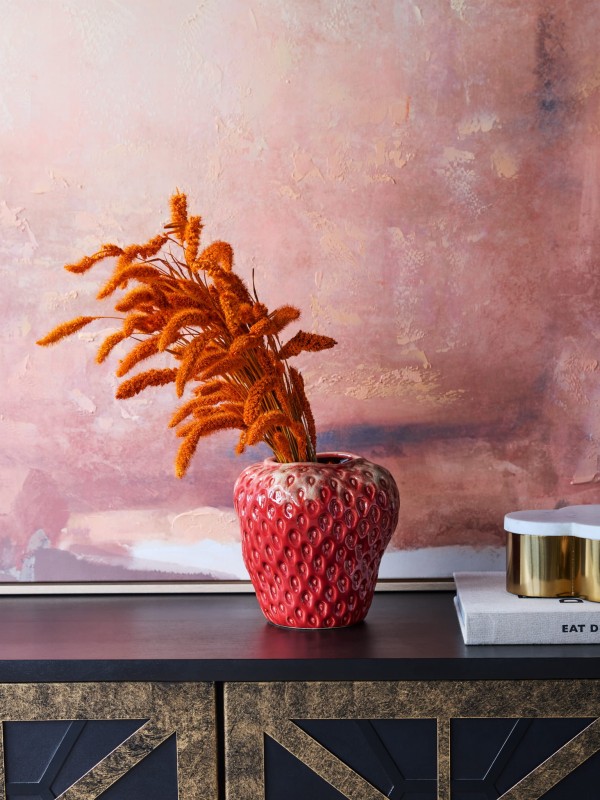 Berry Ceramic Vase M 17 cm – Red Strawberry Table Vase
