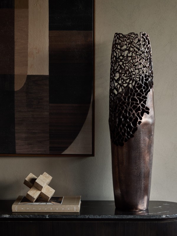 Chelsea Bronze Floor Vase – Tall Aluminium Decorative Vase 91 cm