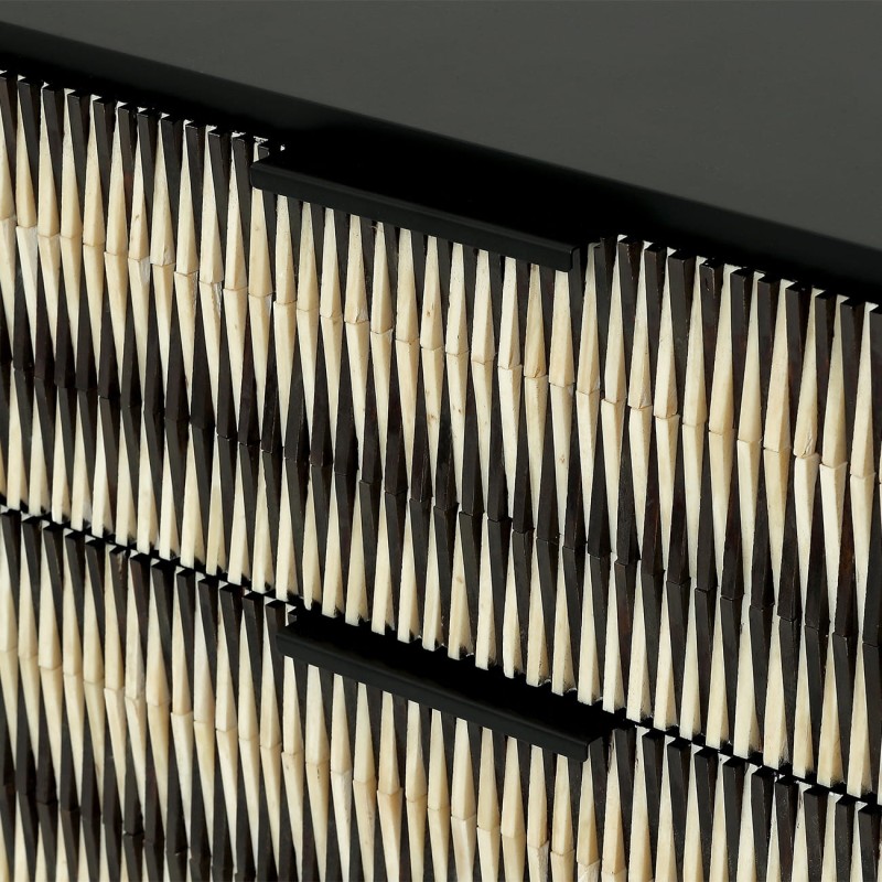 Merida 90 cm wooden chest of drawers with three drawers, decorative fronts and designer finish, perfect for living rooms and bedrooms