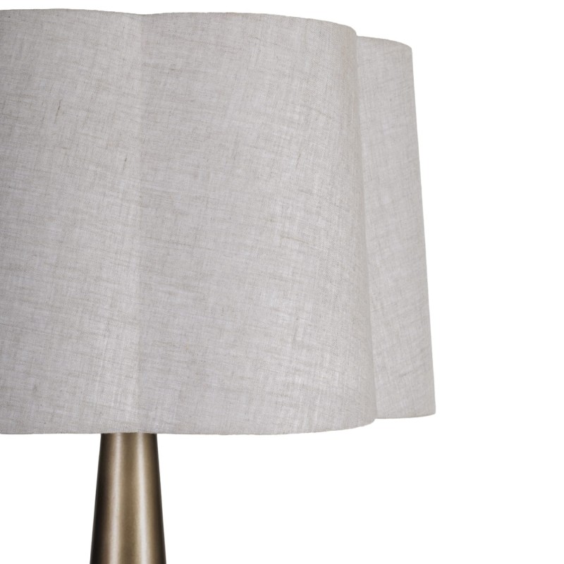 Belgrave Gold floor lamp 172 cm – an elegant gold standing lamp that adds warmth and style to modern living spaces.