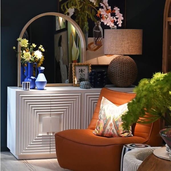 White Geo four-door sideboard 163 cm – an elegant decorative white credenza for modern interiors.