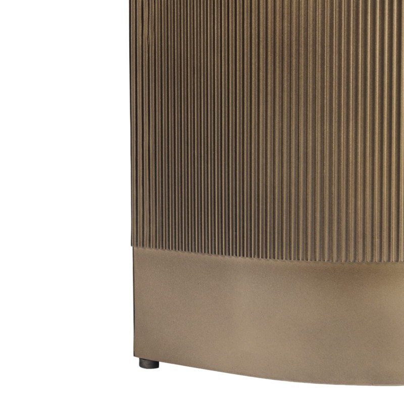 Elegant Primrose desk featuring a refined marble top and gold base. A sophisticated 130 cm workspace.