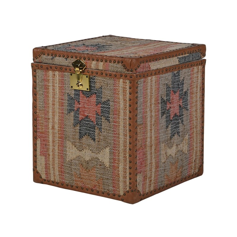Handcrafted decorative storage chest from the India collection, 63 cm. A stylish wooden trunk combining practical storage with unique, artisanal design for living rooms and bedrooms.