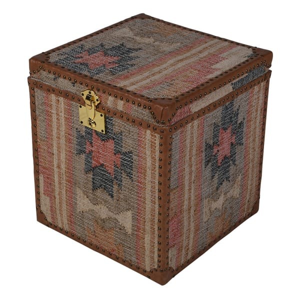 Handcrafted decorative storage chest from the India collection, 63 cm. A stylish wooden trunk combining practical storage with unique, artisanal design for living rooms and bedrooms.