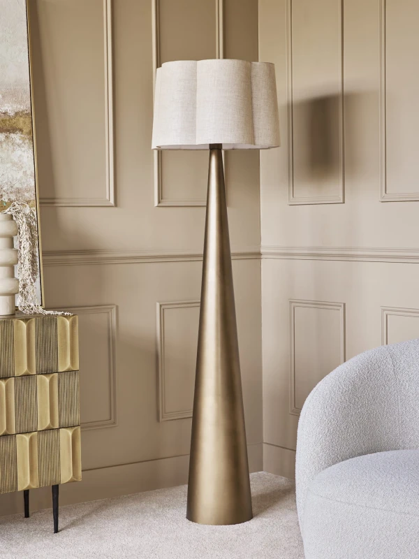 Belgrave Gold floor lamp 172 cm with scalloped linen shade