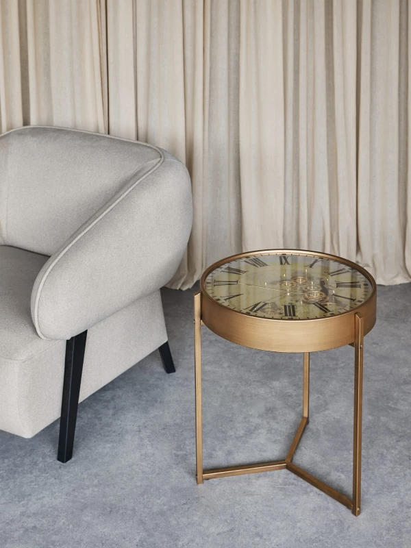 Atlas round side table with clock, 49 cm – metal and glass side table with visible mechanism