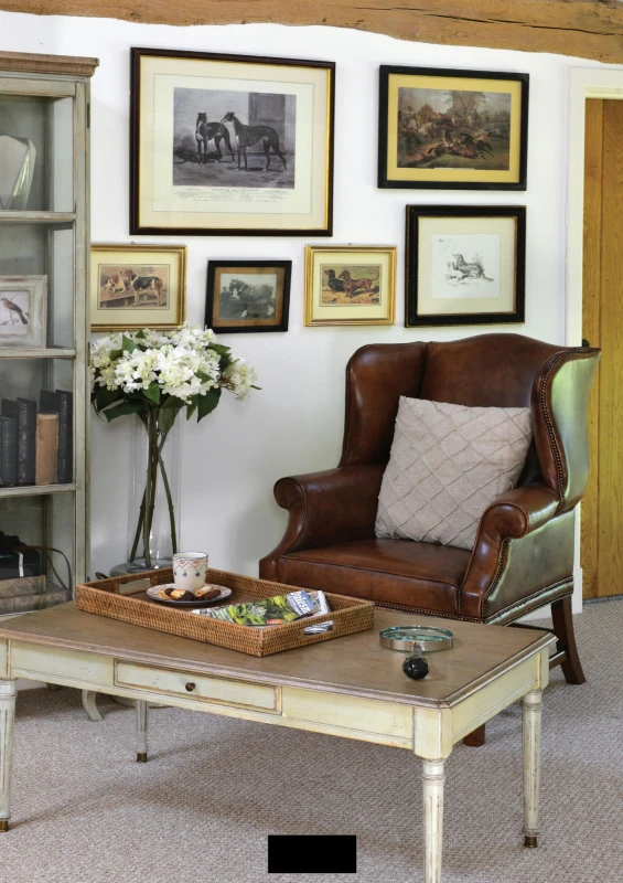 Royal Leather Armchair 104 cm brown waxed genuine leather