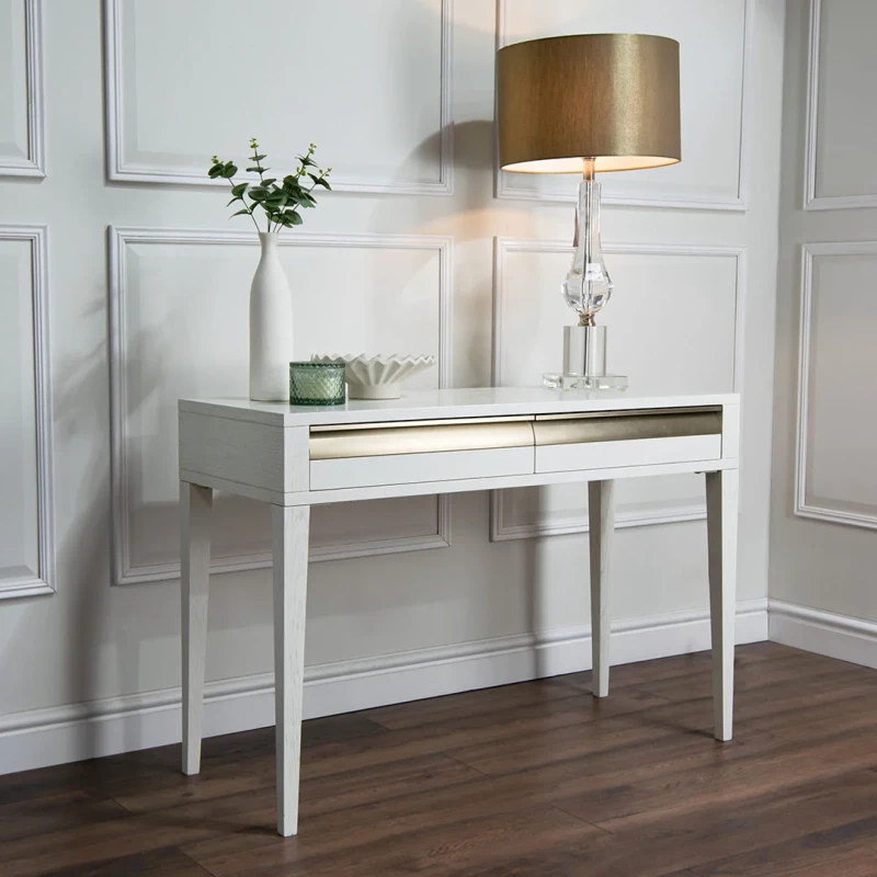 White Chelsea dressing table measuring 110cm wide