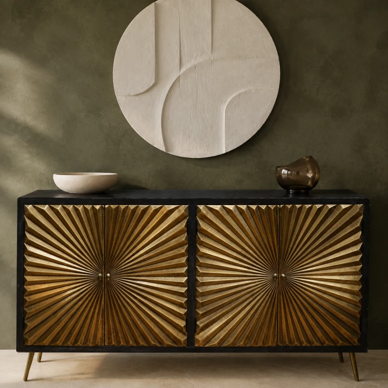 Sunburst four-door sideboard 157 cm with brass-toned radial fronts