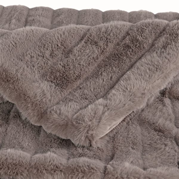 Soft ribbed faux fur texture on Belgravia Taupe Throw