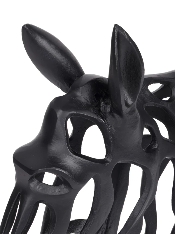 Close-up of satin black aluminium on Ascot Horse sculpture