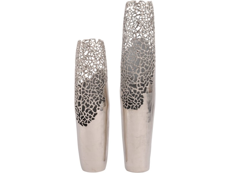 Tall aluminium decoration for living room