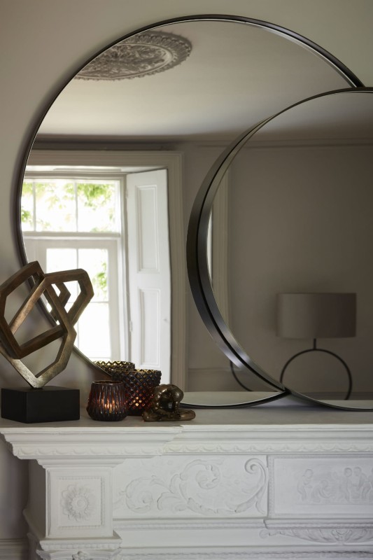 Eternity Antique Bronze Sculpture with poliresin and stone