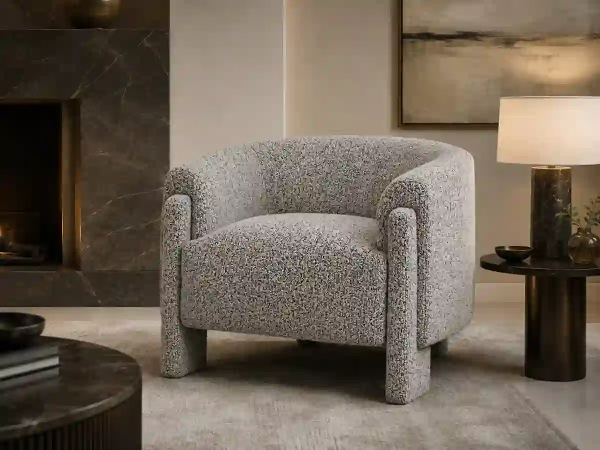 How to Arrange Two Armchairs in a Living Room
